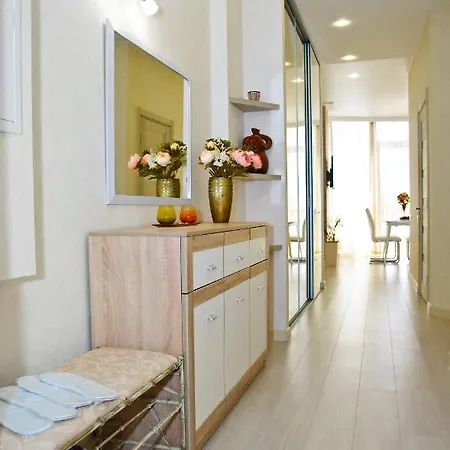 Arcadia Sea View With Balcony Апартаменты *